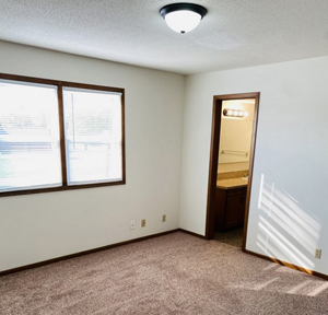 Nye Apartment Condos
